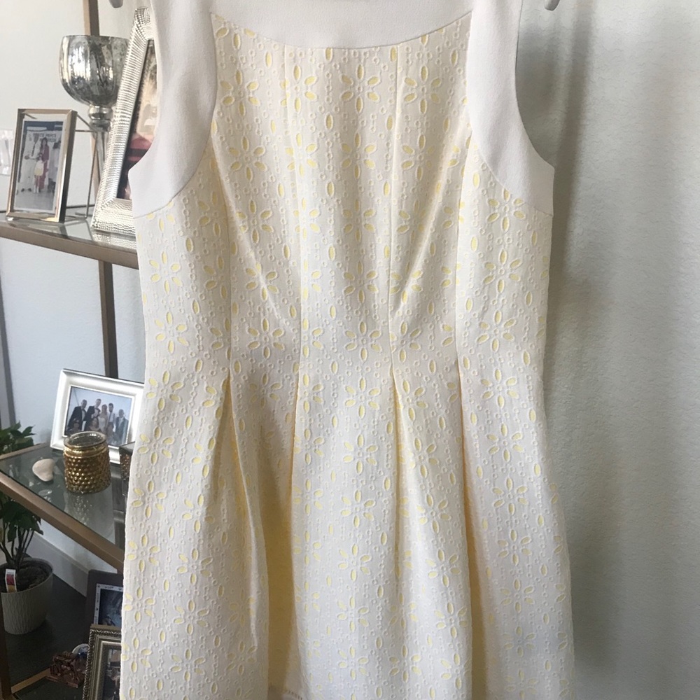 SOLD Jessica Howard Contrast Eyelet Fit & Flare Dress - Picture 3 of 8